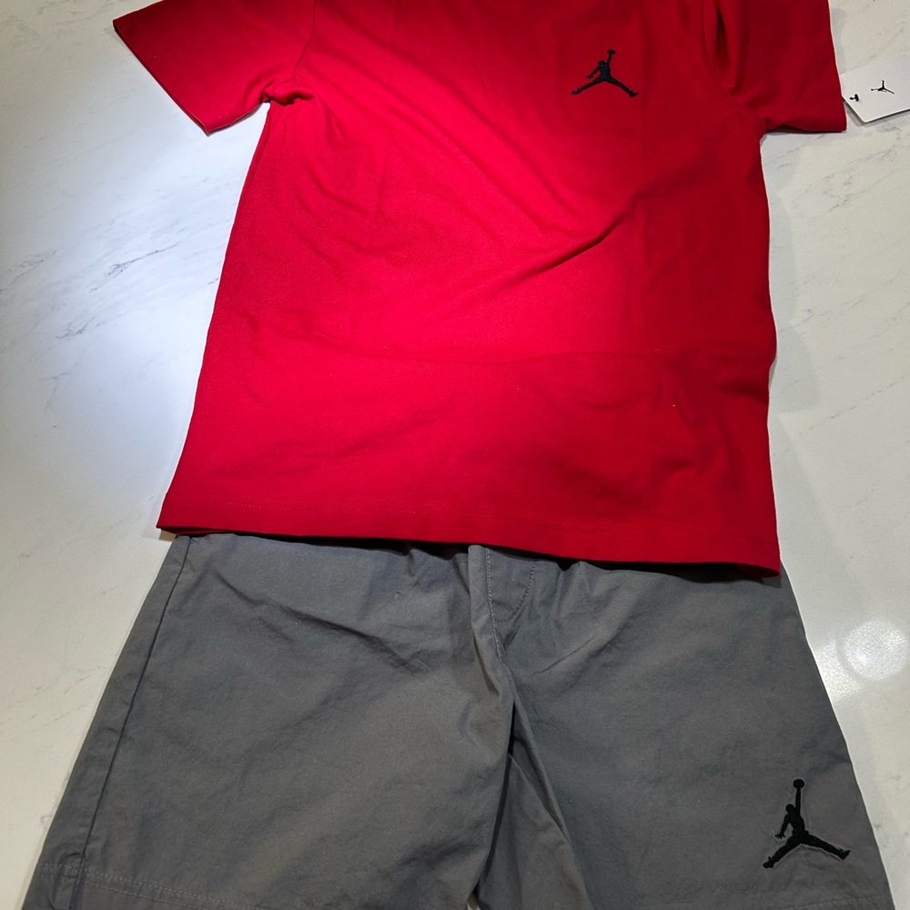 Jordan tshirt and shorts